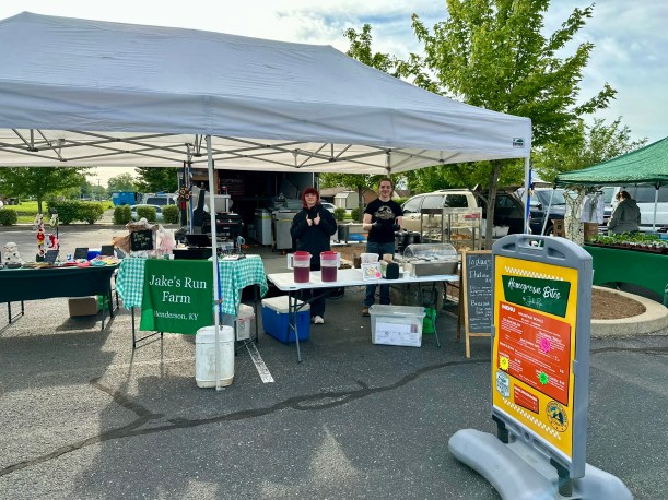 The booth with the kids